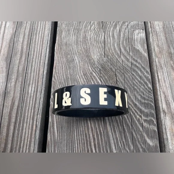 Dolce & Gabbana Black and Cream Logo Bracelet - Picture 3 of 14